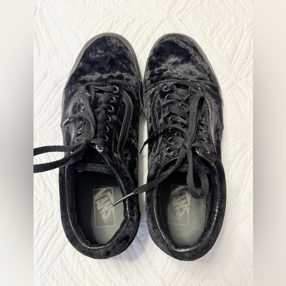 Vans Old School Women’s Black Velvet Low Top Sneakers. Size 9.5 - Picture 6 of 8